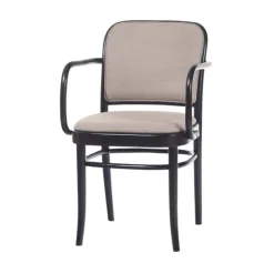 811 Chair with Arms