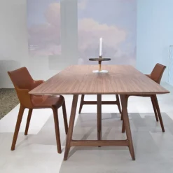 Easel Table