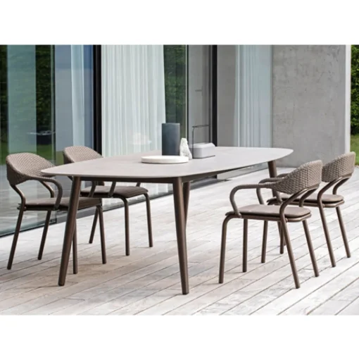 Ellisse Table