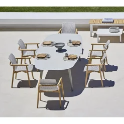 Ellisse Table
