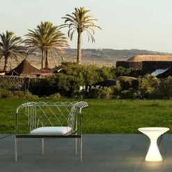 Kissino Side Table