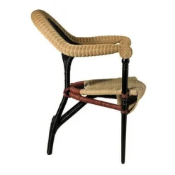 Liba Chair