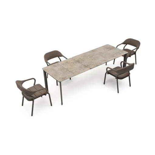 Noss Chair
