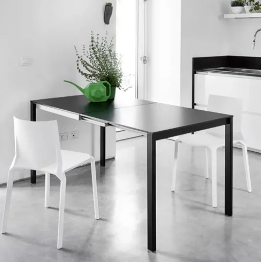 Plana Chair