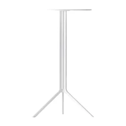 Poule High Table