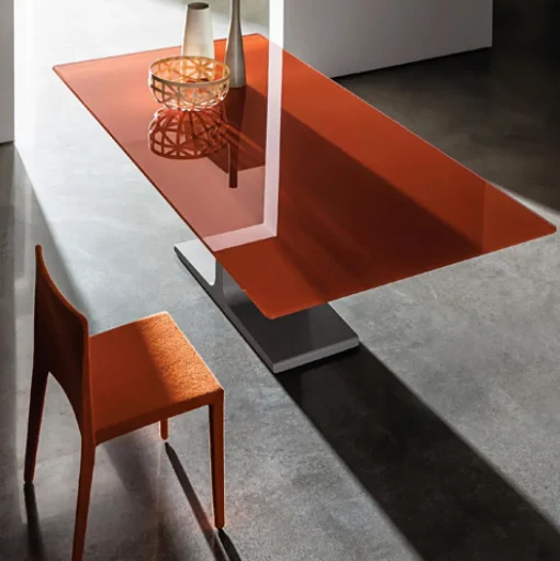 Pura Chair