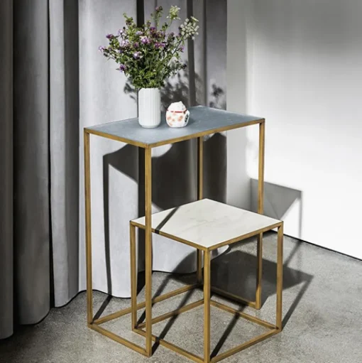 Quadro Side Table