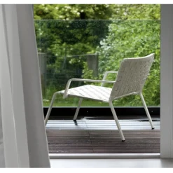 Rest Lounge Chair with Arms