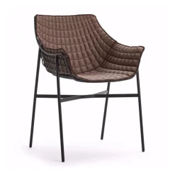 Summer Set Chair with Arms