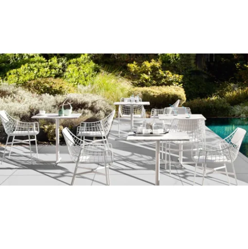Summer Set Chair with Arms