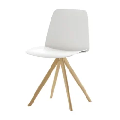 Unnia Chair - Wood Base