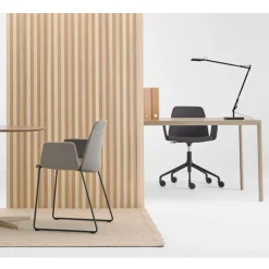Unnia Tapiz Work Chair with Upholstered Arms - Aluminium Base
