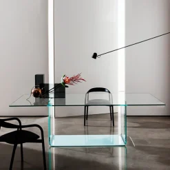 Valencia Table
